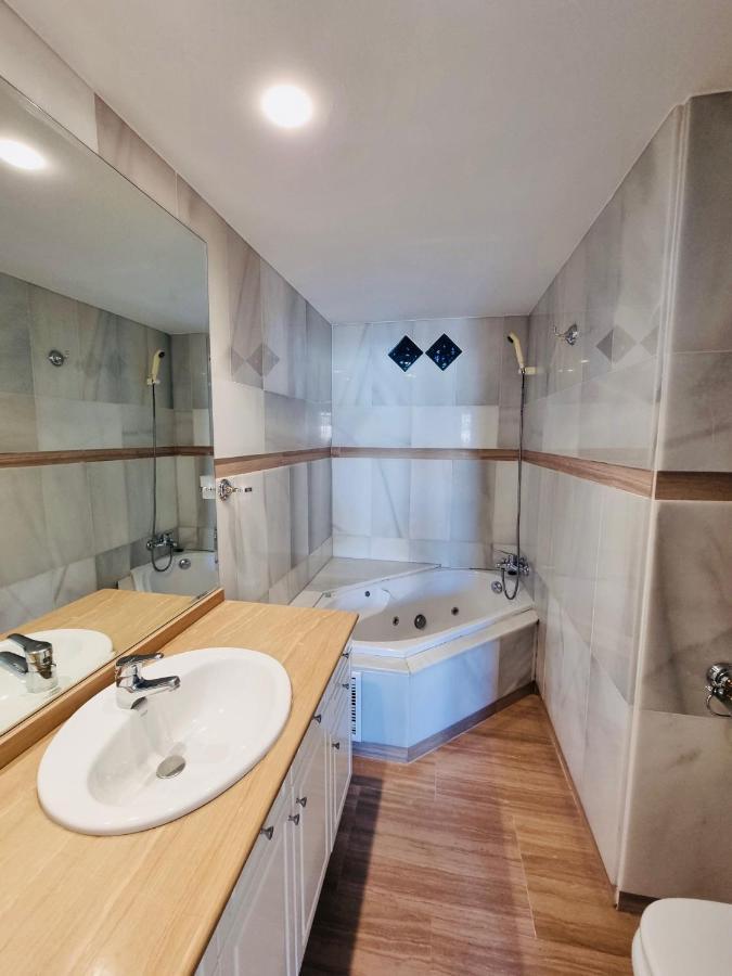 Appartement G&G Isla Marina Puerto à Benalmádena Extérieur photo