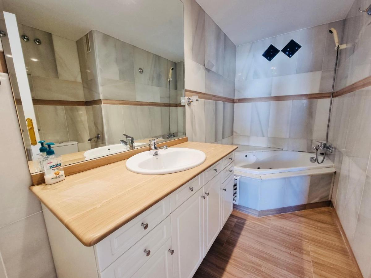 Appartement G&G Isla Marina Puerto à Benalmádena Extérieur photo